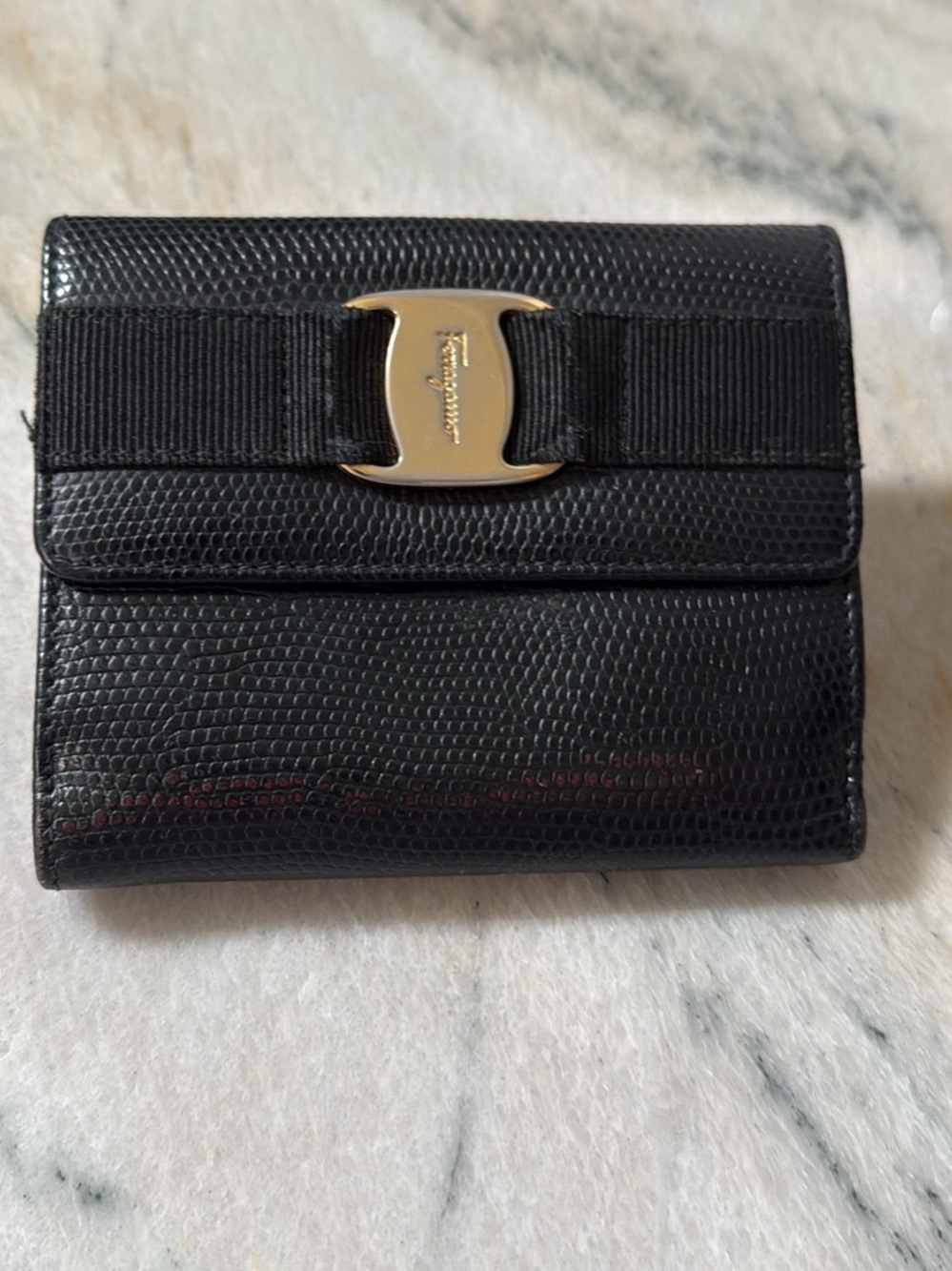 Salvatore Ferragamo Black Textured Leather women wallet with silver Vara Bow